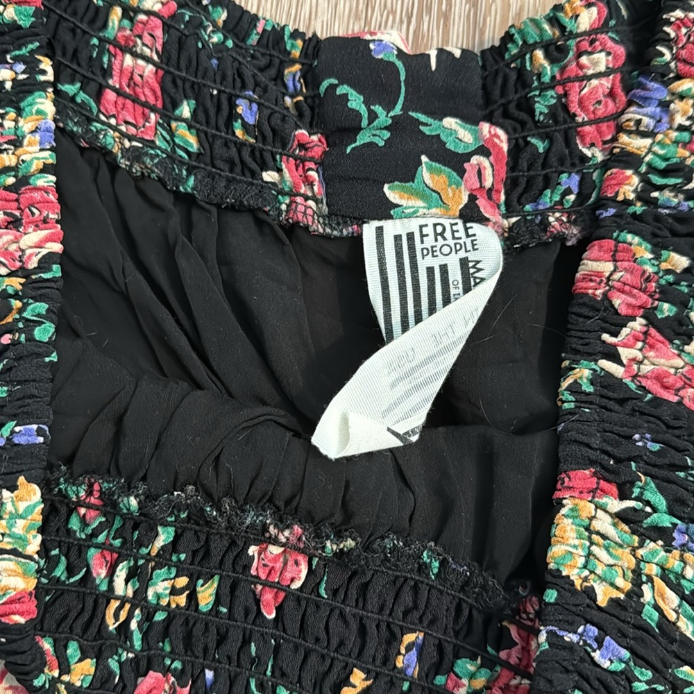 Free People Floral Crop and Short Set - Picture 4 of 5